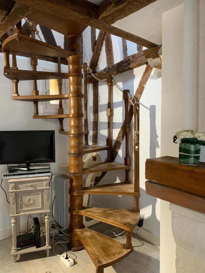 شقة Les 4 Lions Duplex Chic Et Charme أونفلور المظهر الخارجي الصورة