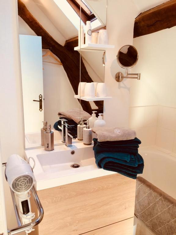 شقة Les 4 Lions Duplex Chic Et Charme أونفلور المظهر الخارجي الصورة